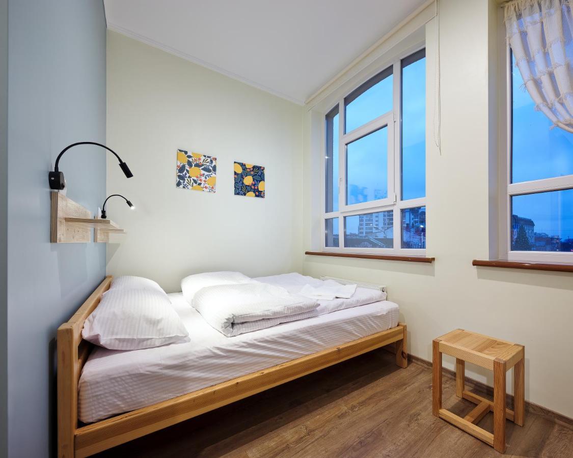 Dream Hostel Khmelnytskyi Exteriör bild
