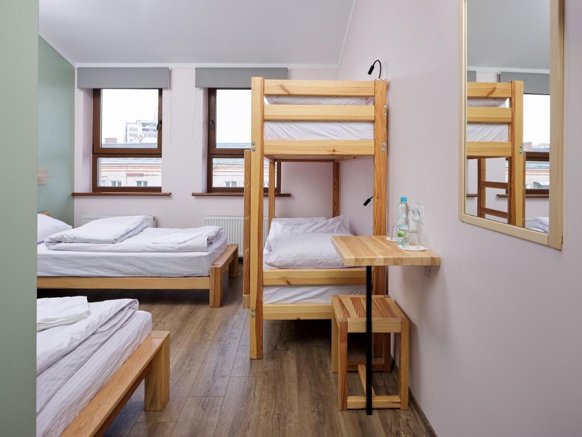 Dream Hostel Khmelnytskyi Exteriör bild