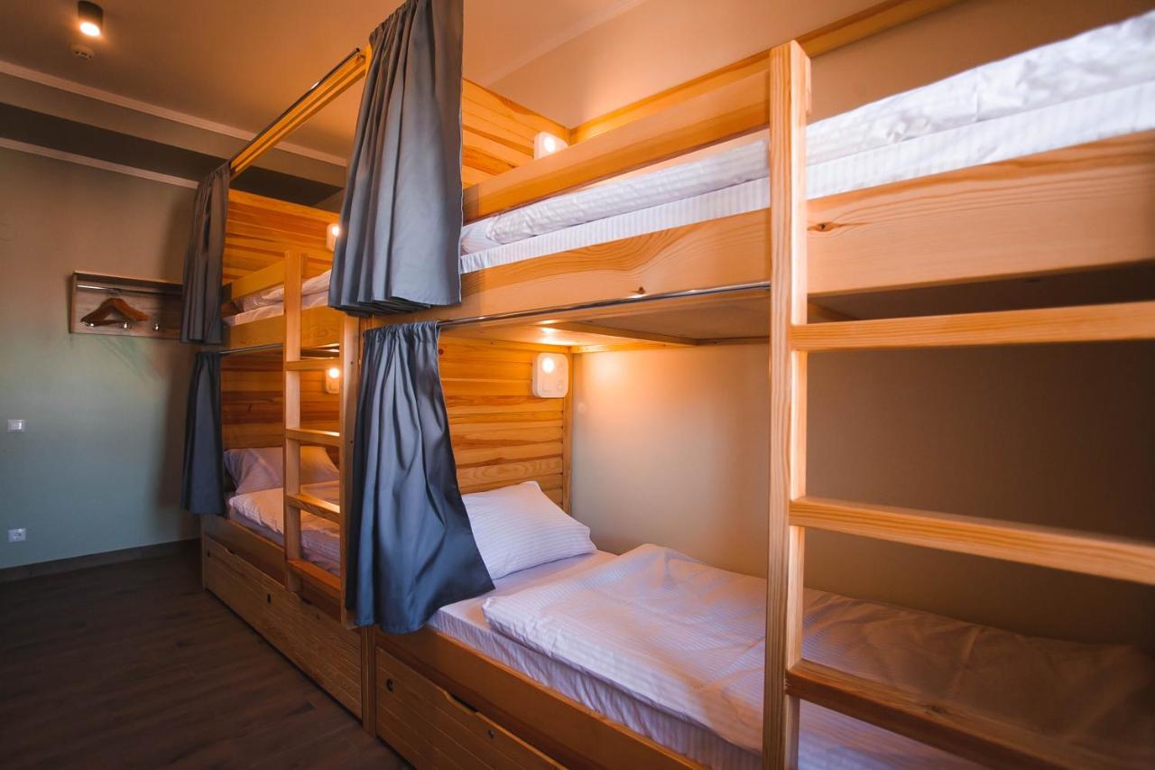 Dream Hostel Khmelnytskyi Exteriör bild