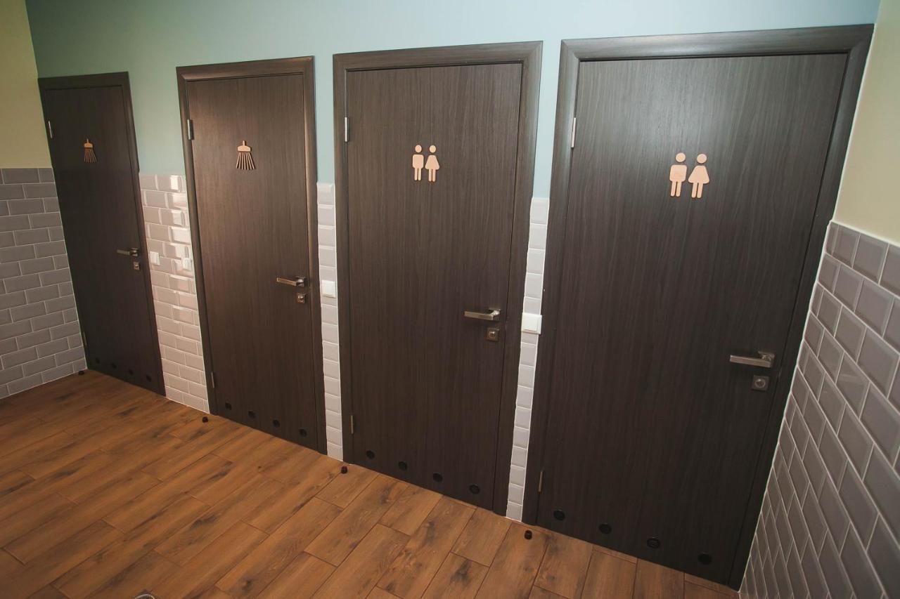 Dream Hostel Khmelnytskyi Exteriör bild