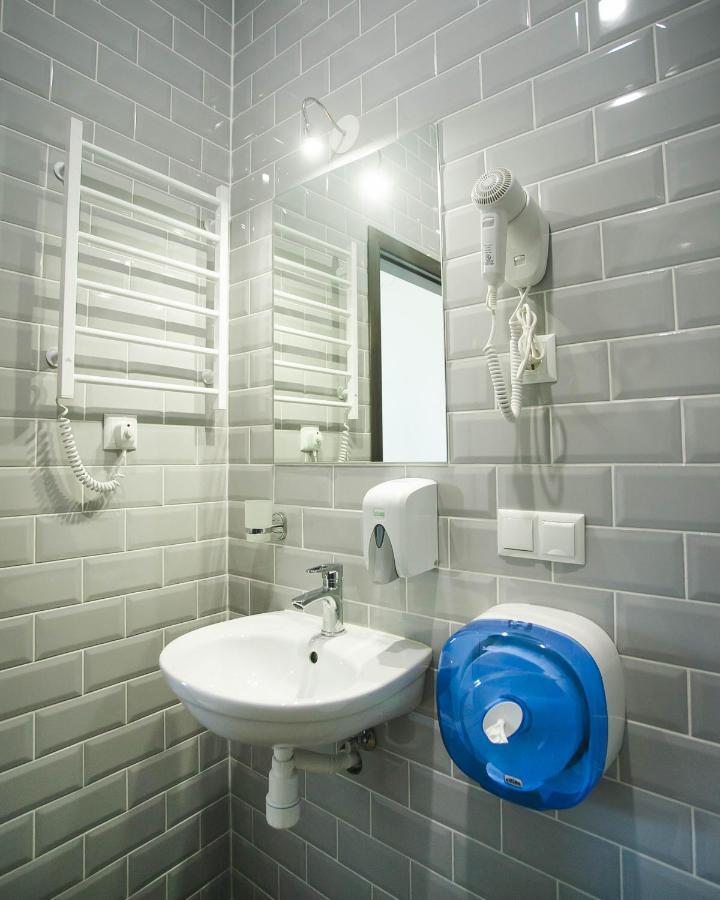 Dream Hostel Khmelnytskyi Exteriör bild
