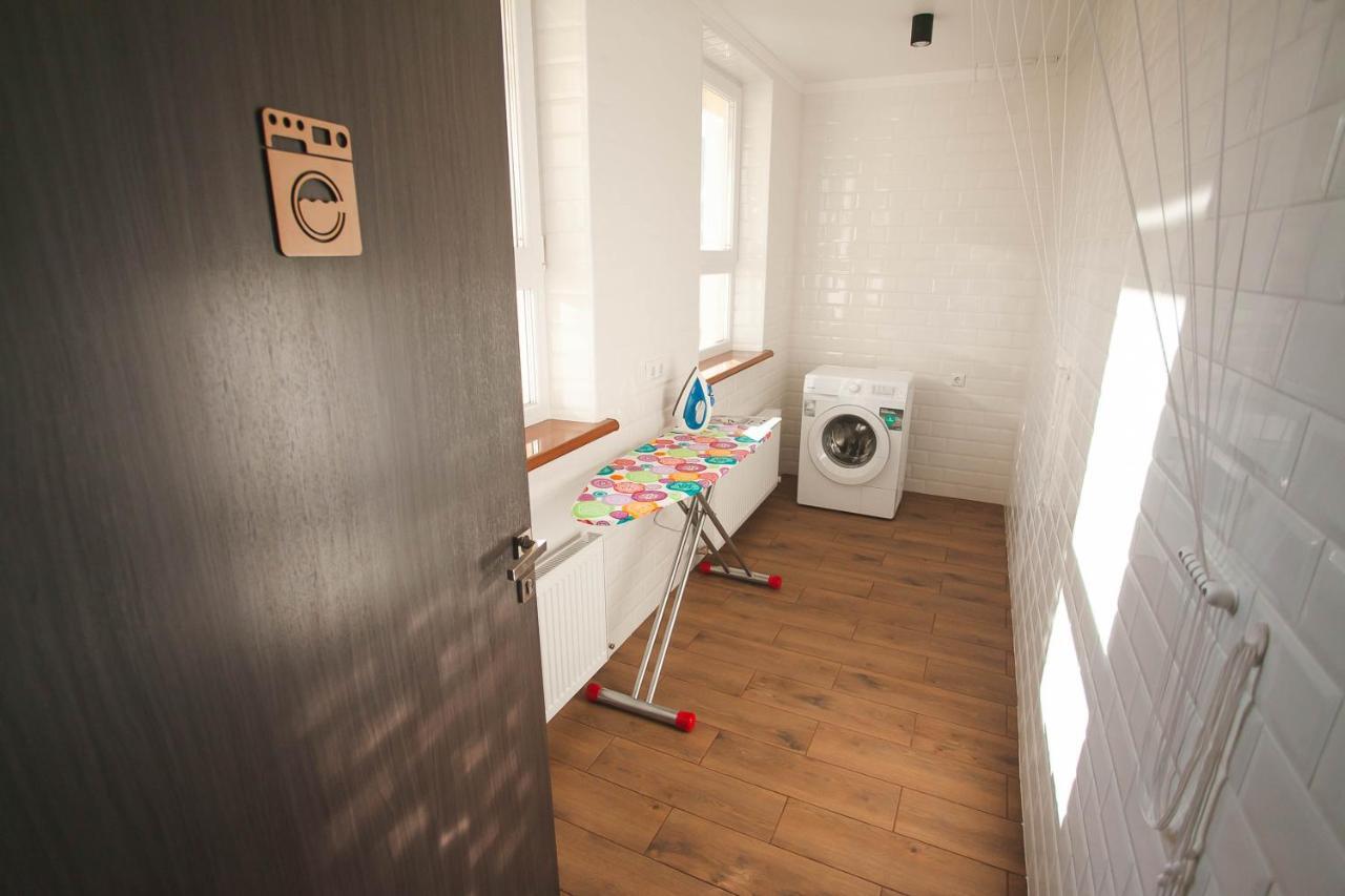 Dream Hostel Khmelnytskyi Exteriör bild